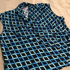 ⛄️ 4 for $20 Vince Camuto sleeveless top